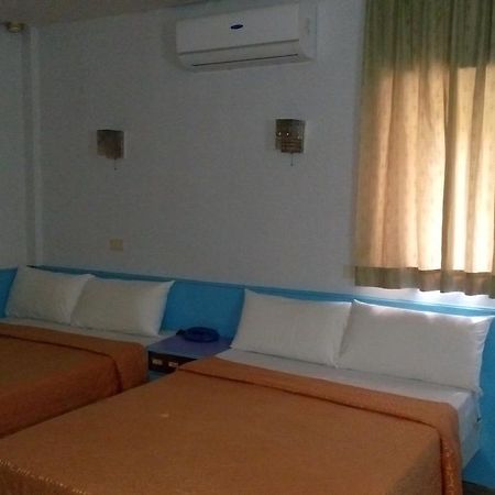 Reui Chung Hotel Kaohsiung Exteriör bild